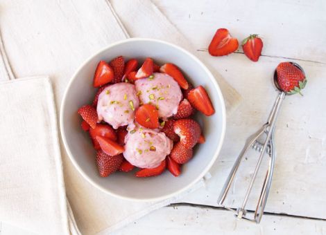 Erdbeerbowl mit Nice Ice