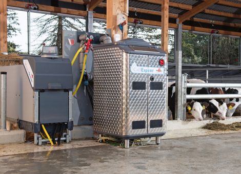 Kälber automatisiert tränken mit Calf Expert von Holm und Laue