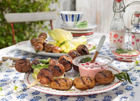 Köttbullar-Spieße vom Grill