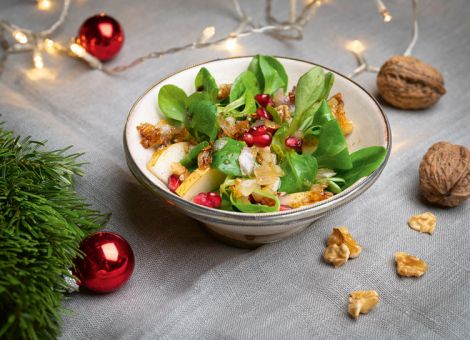 Feldsalat mit  Birnen und Granatapfel
