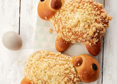 Kleine Oster-Lämmchen  mit Streuseln