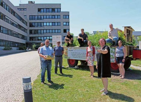 Marburger Landwirte mobilisieren eine Blühfläche