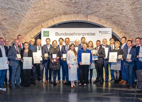 Spitzenwinzer und ihre Weine prämiert