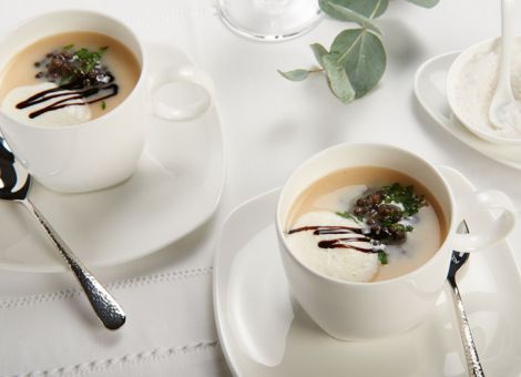 Pastinakensüppchen  mit Linsen