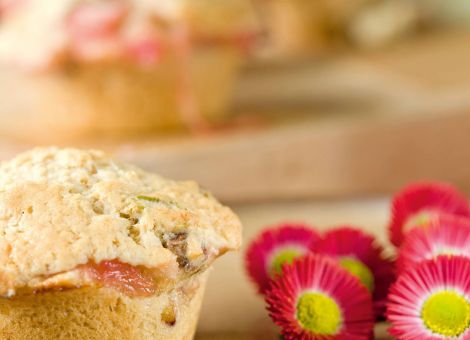 Saftige Rhabarber-Muffins 