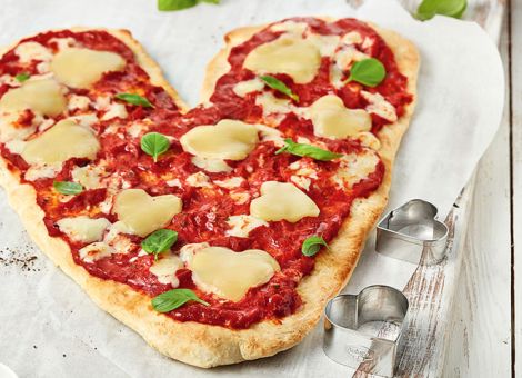 Herz-Pizza