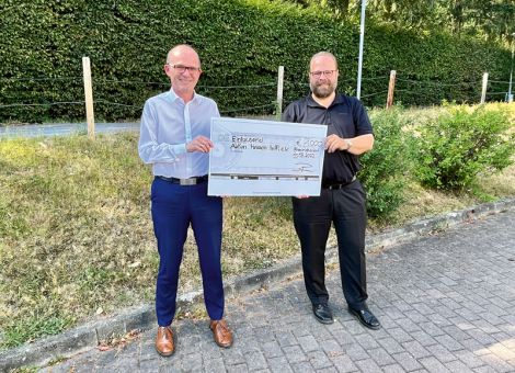 Spendenübergabe an „Aktion Hessen hilft“