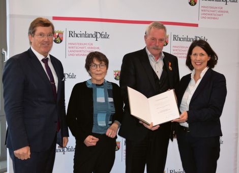 Vorbildlich engagierter Winzer, Landwirt und Bürger