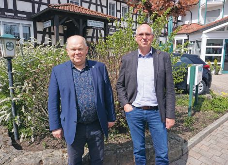 Maschinen und Dienstleistungen für Landwirte und Kommunen