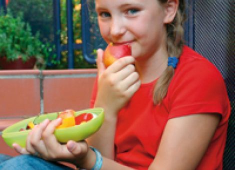 Erdbeeren, Kirschen, Äpfel essen alle Kinder gern