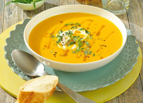 Orangensaft-Möhrensuppe