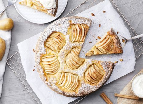 Saftiger Kartoffelkuchen  mit Äpfeln