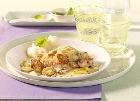 Gratinierte Schnitzel mit  Champignon-Mozzarella-Sauce