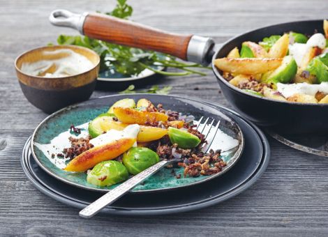 Schupfnudelpfanne mit Rosenkohl