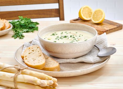 Cremige Spargelsuppe
