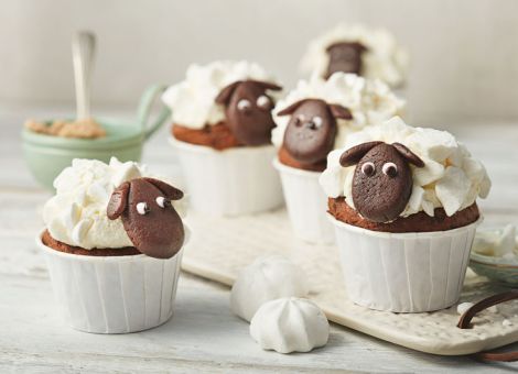 Niedliche Schäfchen-Cupcakes