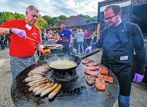 Hygienevorschriften bei Hof-, Dorf- und Straßenfesten