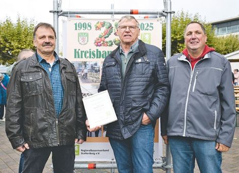 Bauernmarkt in Groß-Gerau feiert 25-jähriges Bestehen – Karl-Heinz Luley für Vorstandsarbeit geehrt, © RBV Starkenburg Bauernmarkt in Groß-Gerau feiert 25-jähriges Bestehen