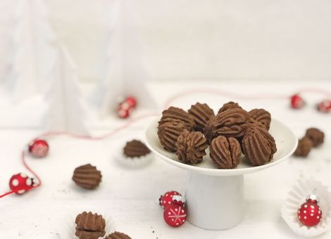 Schokotatzen mit feiner Zimt-Trüffelcreme