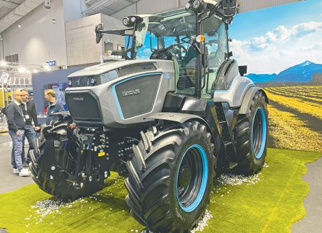 Welcher E-Traktor passt zu meinem Betrieb? 