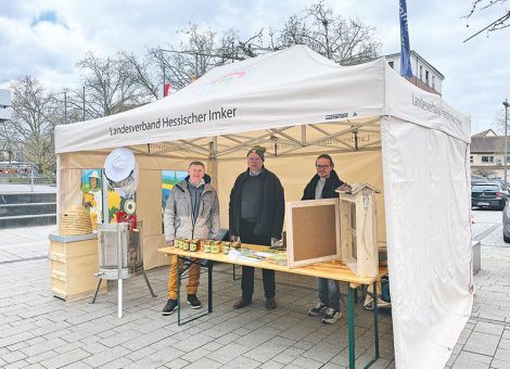 Das YouBee-Mobil im ersten Einsatz unterwegs