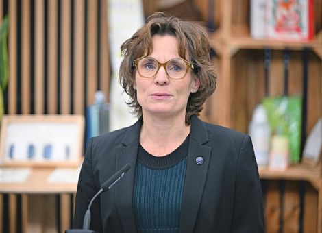 EU-Kommissarin Roswalls Blick auf das deutsche Düngerecht