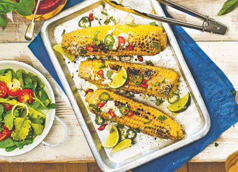 Gegrillter Maiskolben mit Mayo-Dip