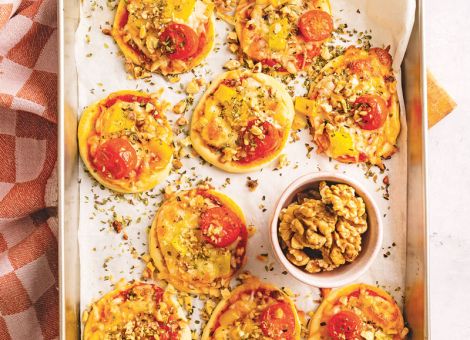 Mini-Walnuss-Pizzen