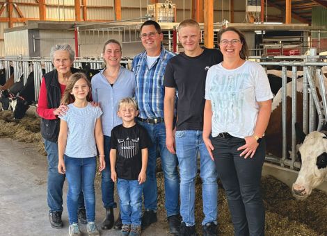 Stallneubau und AMS im Betrieb Braun