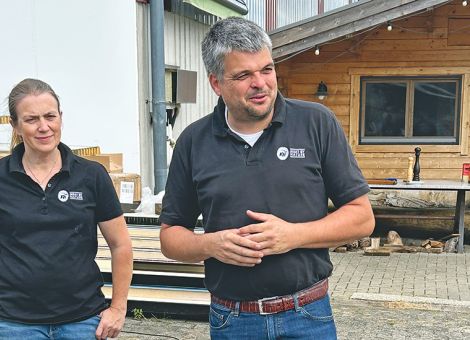 Quereinsteiger hält Duroc-Schweine, Limousins und Angus 