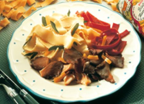 Salbei-Nudeln mit Austernpilzen