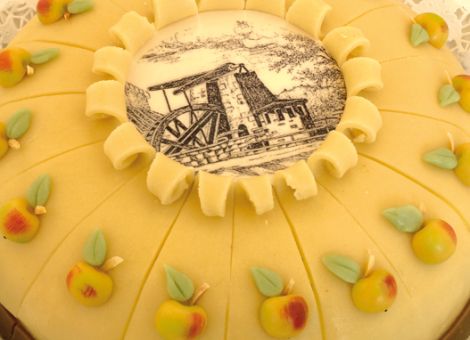 Calvados-Weinschaum-Sahnetorte