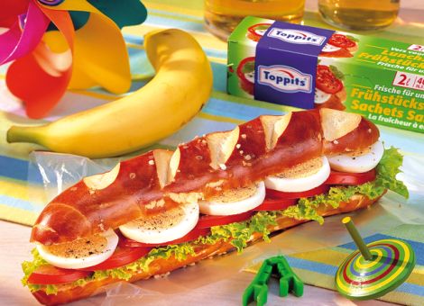 Laugenstange mit gekochtem Ei