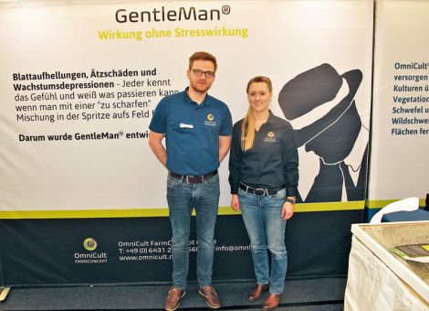 Ann-Kathrin Glaser und Justus Pinkerneil, OmniCult Farmconcept, stellten mit „GentleMan“ einen Wirkkomplex zur Abmilderung „scharfer“ Tankmischungen vor.